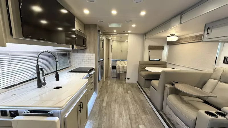 31SS Floorplan Main Room